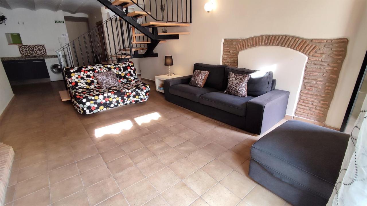 Apartamentos Turisticos Encanto Касерес Экстерьер фото