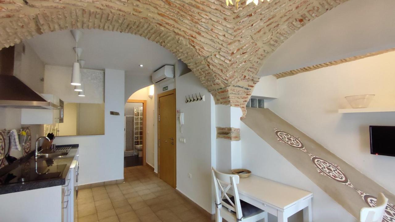 Apartamentos Turisticos Encanto Касерес Экстерьер фото