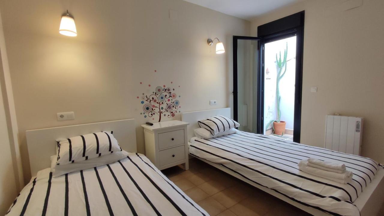 Apartamentos Turisticos Encanto Касерес Экстерьер фото