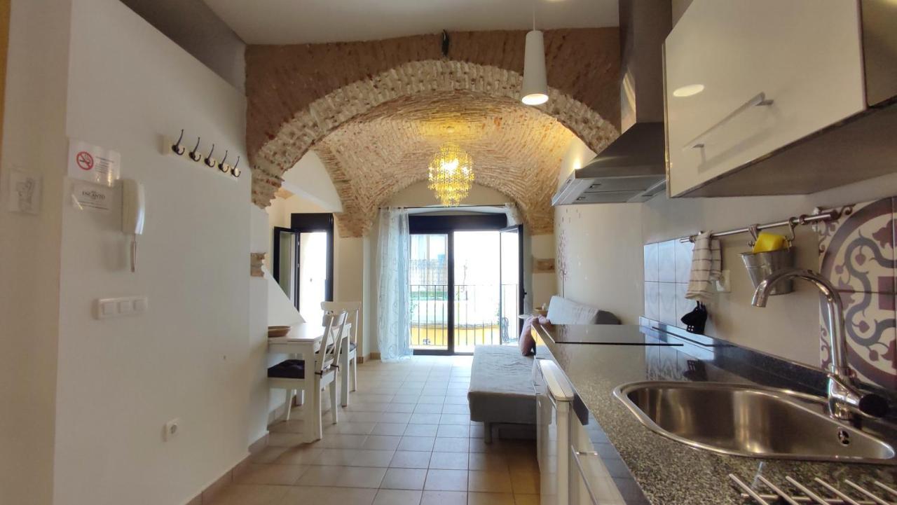 Apartamentos Turisticos Encanto Касерес Экстерьер фото
