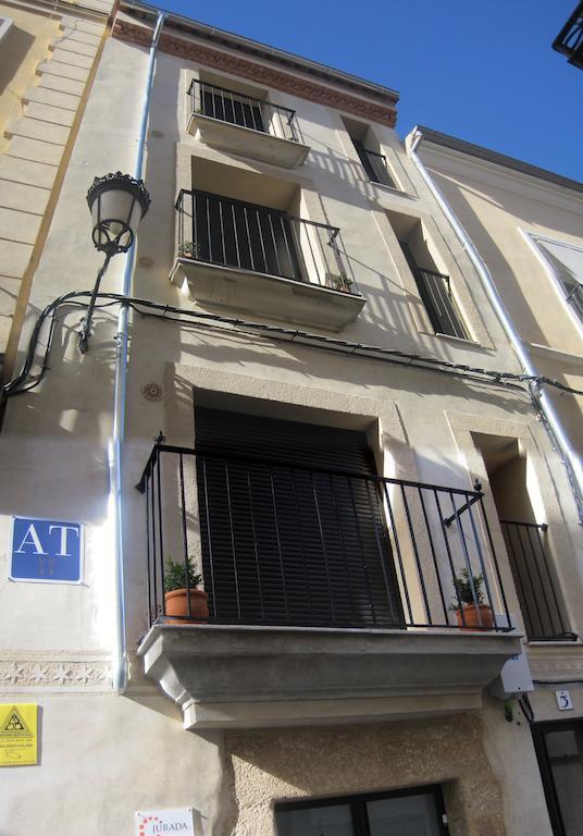 Apartamentos Turisticos Encanto Касерес Экстерьер фото