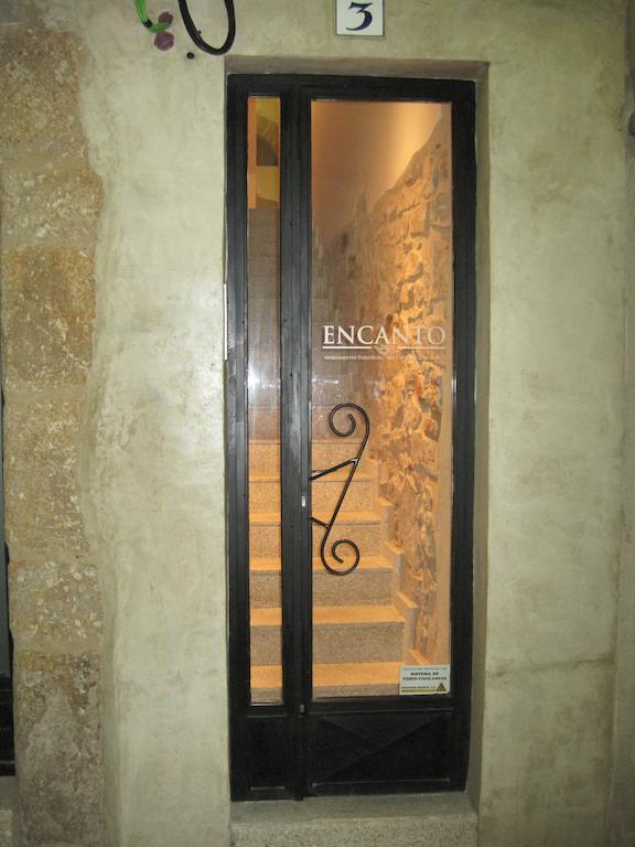 Apartamentos Turisticos Encanto Касерес Экстерьер фото